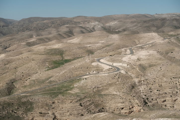 מזג האוויר התבהר: 'דרך אלון' דרך המצלמה