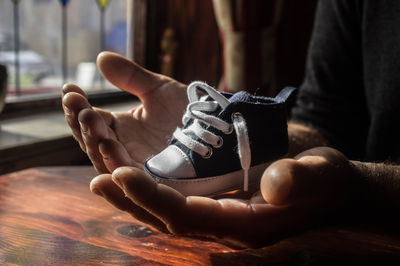 הילדים גדלו, ומצבו הבריאותי לא מאפשר לשלם את החוב. אילוסטרציה