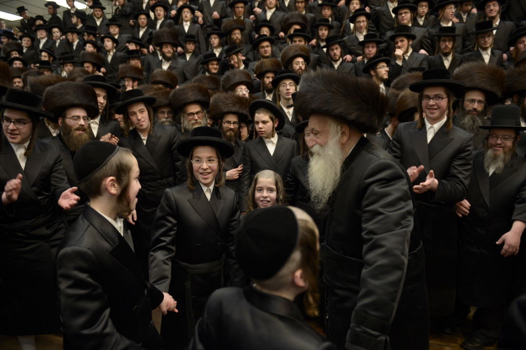 חתונת נכד האדמו"ר מסאטמר | צפו