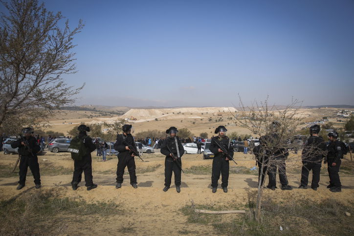 המהומה באום אלחיראן בעדשת המצלמה