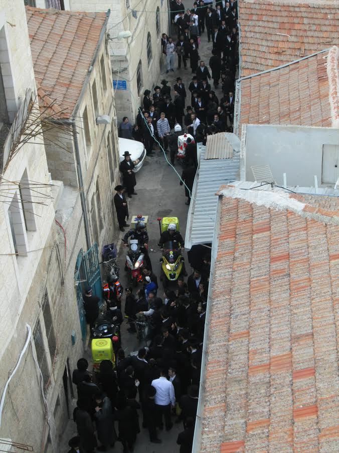 שעות לאחר הדיון בכנסת: חייל חרדי הותקף ב"בית ישראל"