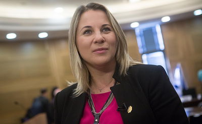 ח"F קסניה סבטלובה