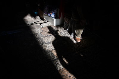 שלוש שנות מאסר הוטלו על מלמד שפגע בתלמידים