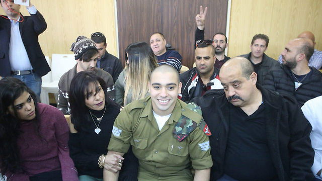 אזריה בכה: "המשפחה שלנו קרסה, זו התעללות נפשית ופיזית"