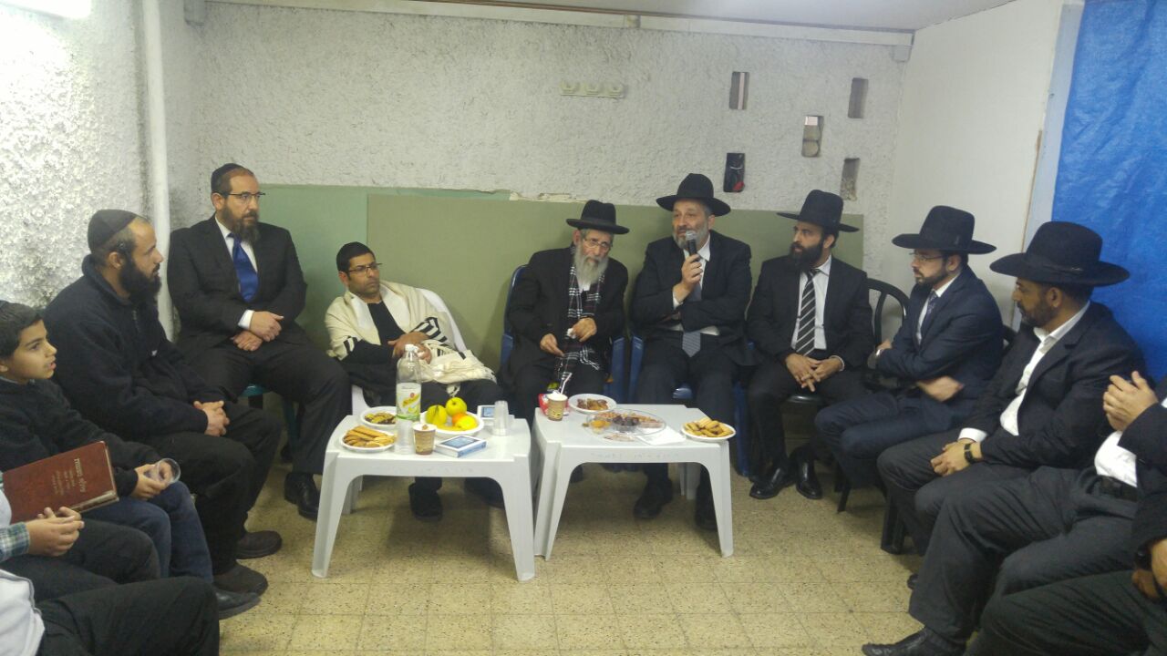 דרעי ונציגי ש"ס בניחום אבלים