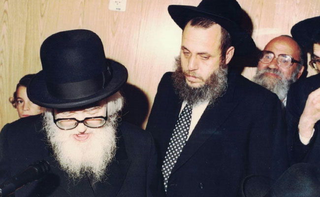 הרב רפאל וולף ומרן הרב שך זצ"ל