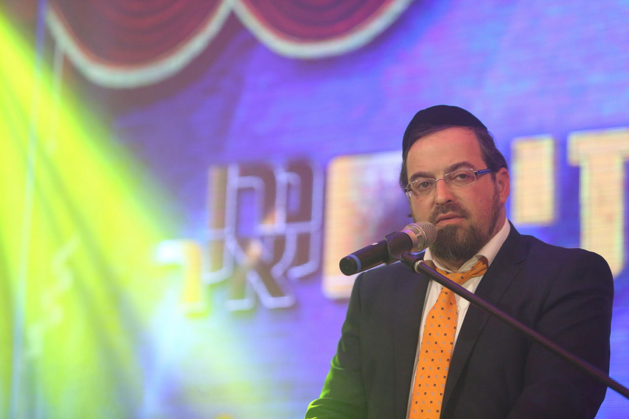 דינר מיוחד:  אנשי העסקים חטפו אברכים