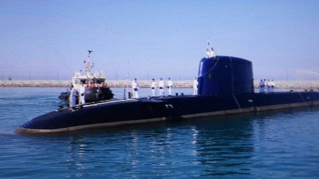 אחת הצוללות