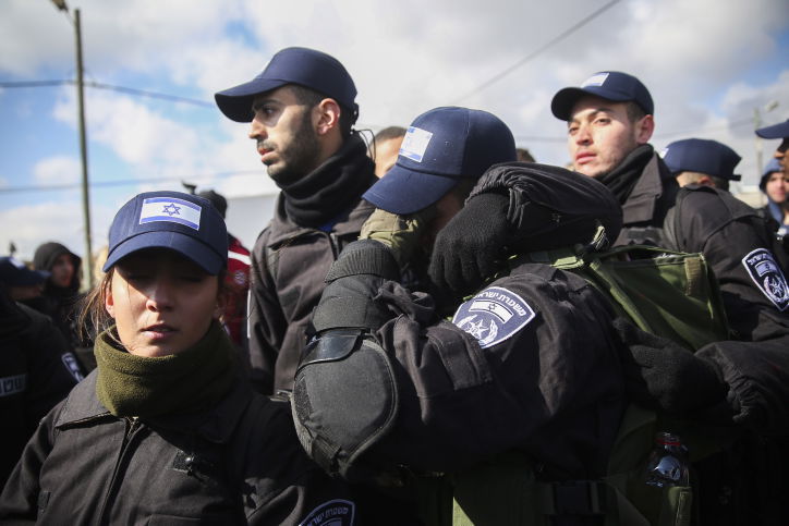 תיעוד ענק: המבצע לפינוי עמונה בתמונות