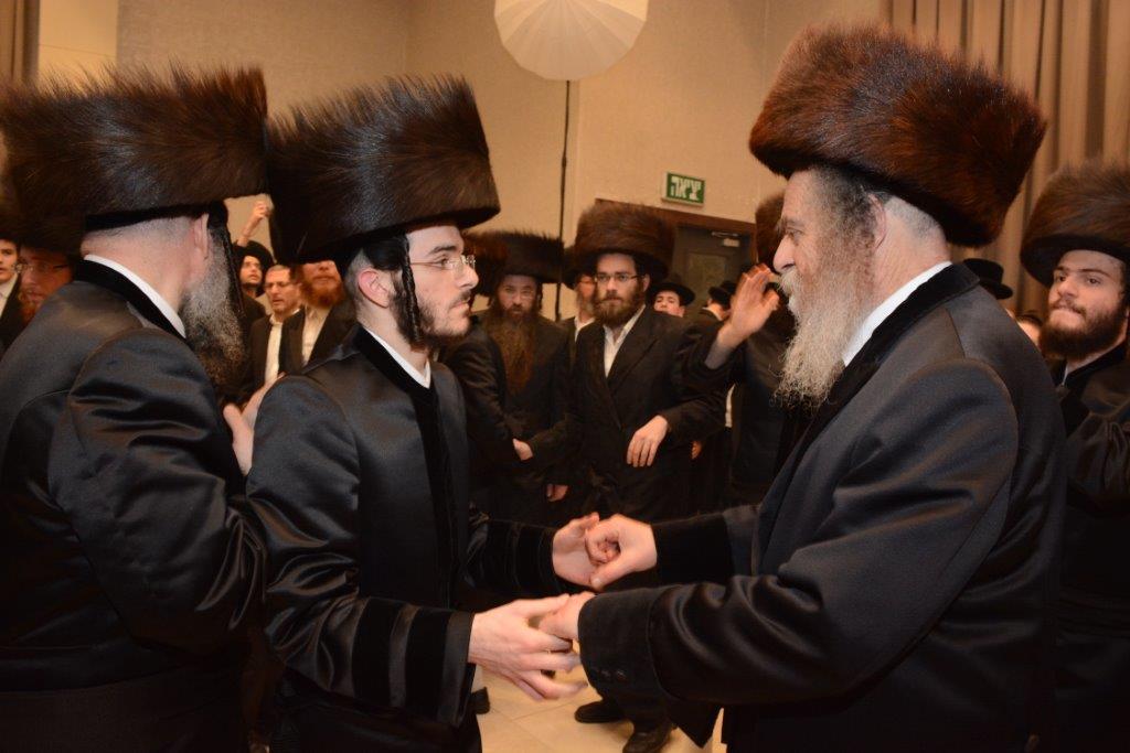 ‏‏שמחת החתונה בחצר שאץ אשדוד. תיעוד