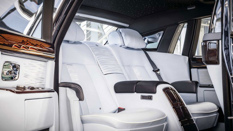 אומנות ופאר: הדגם החדש של הרולס רויס