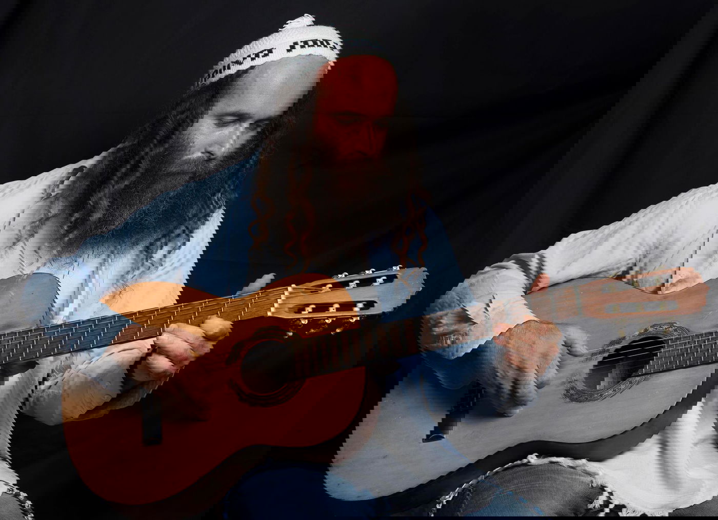 "האומן הבא" עודד ישראל מנשרי - ביקורת