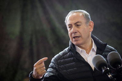 בנימין נתניהו. דווקא עדיף לו לפנות לשמאל?