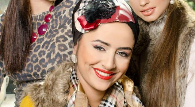 איך לעבור בקלות מפאה לכיסוי ראש בלי לוותר על הסטייל