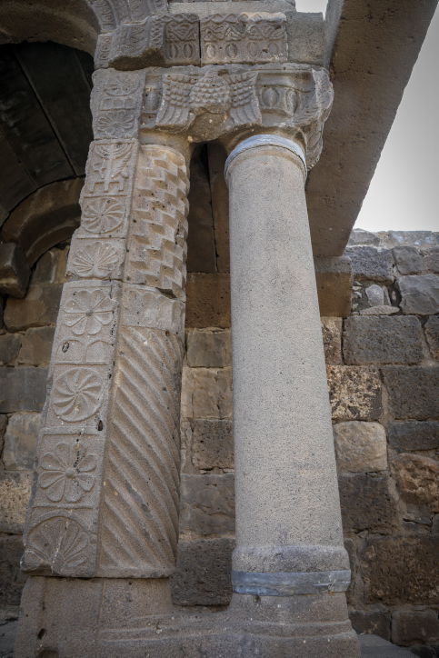 בית הכנסת העתיק בקצרין דרך המצלמה