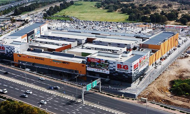 קניון ביג פאשן באשדוד, במרכז העתירה