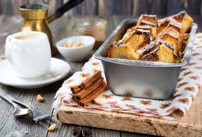 מאפה פרנץ' טוסט ותאנים חגיגי ובריא יותר