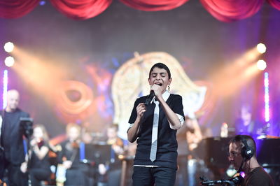 צל עץ תמר - עוזיה צדוק בהופעה חיה