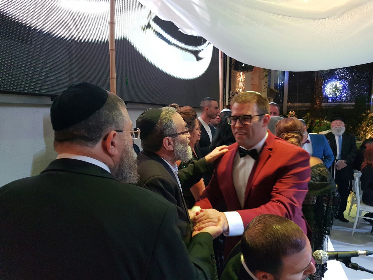 אורן חזן התחתן: ח"כ משה גפני כובד בברכה