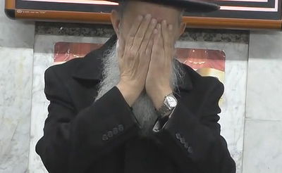 הרב מוצפי שחזר בדמעות את הניתוח: "הוציאו לי את הלב"