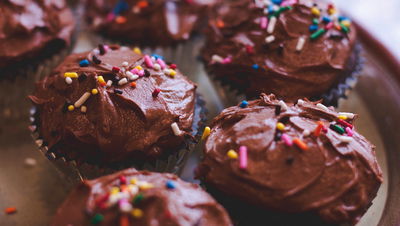 לנשנש מתוקים בלי להרוס את הדיאטה