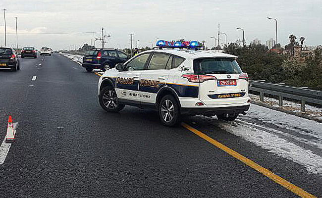 הצטברות קרח בכביש 2