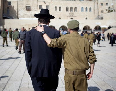 מתחזקת מגמת הגיוס של צעירים לקרבי. אילוסטרציה