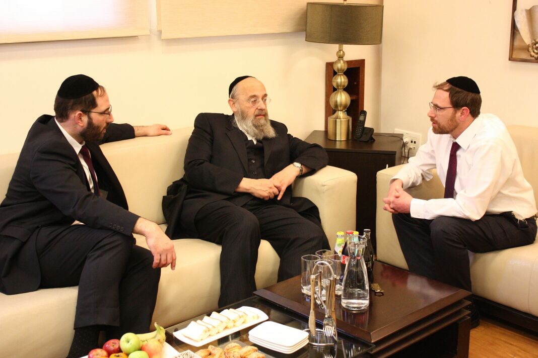 שיתופי פעולה בין מעייני הישועה לבוני עולם.