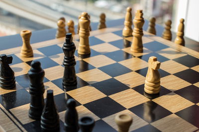 שיחק שחמט עם ישראלי והושעה מהנבחרת