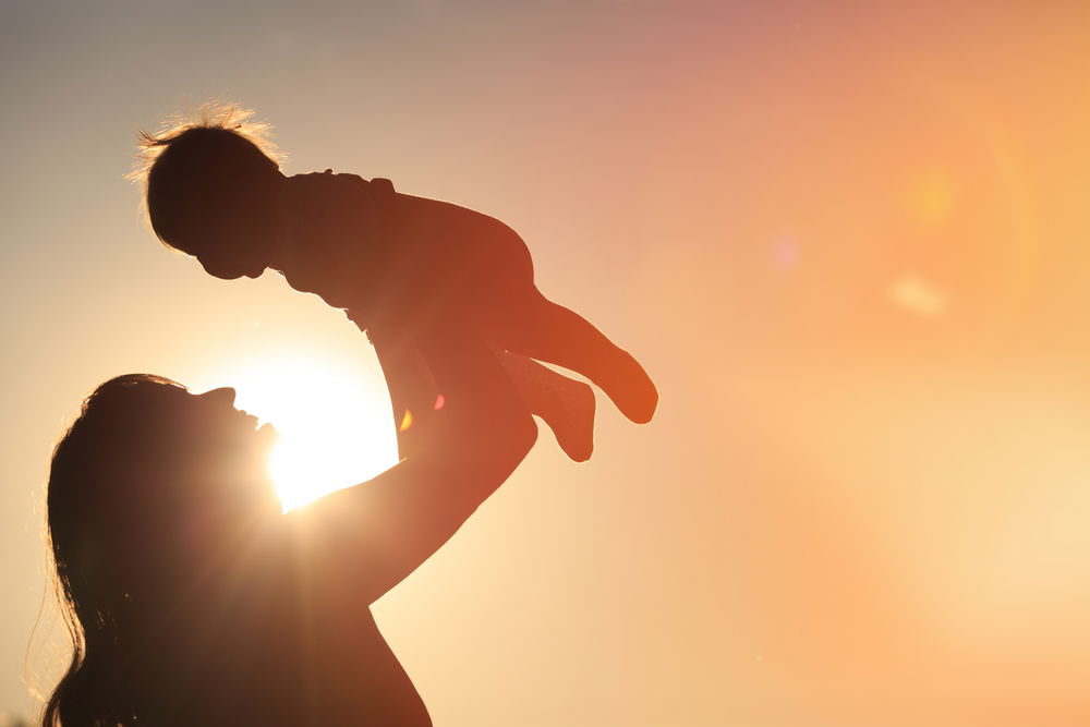 הגרוש הבריח נכסים, אמו תשלם מזונות. אילוסטרציה