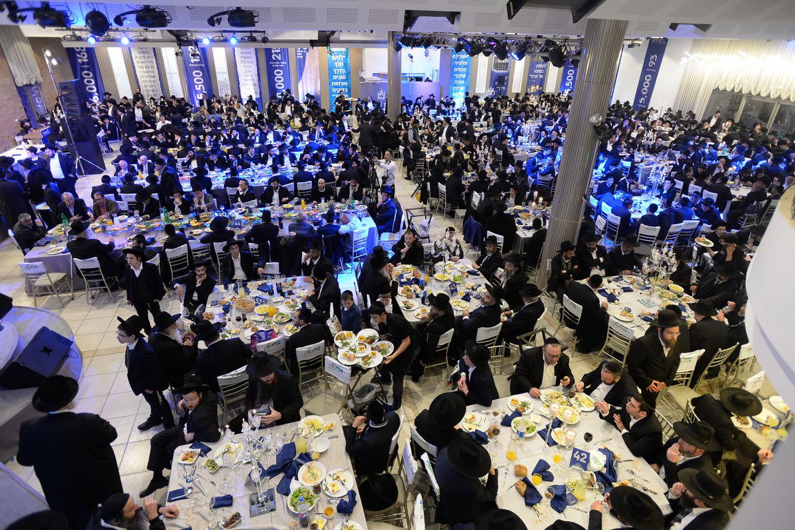 סיום "שערי תשובה" במעמד מרן הגר"ח קנייבסקי. צפו