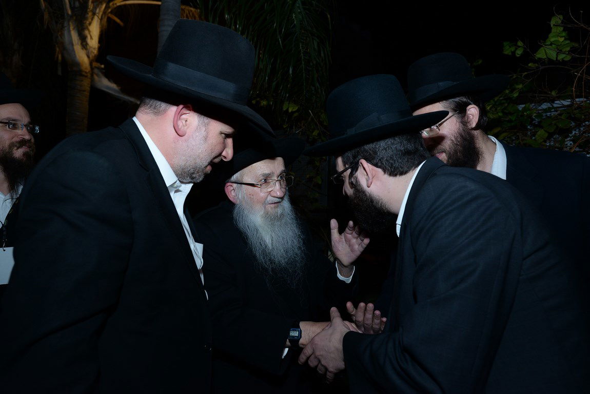 סיום "שערי תשובה" במעמד מרן הגר"ח קנייבסקי. צפו