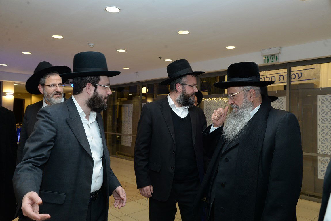 סיום "שערי תשובה" במעמד מרן הגר"ח קנייבסקי. צפו