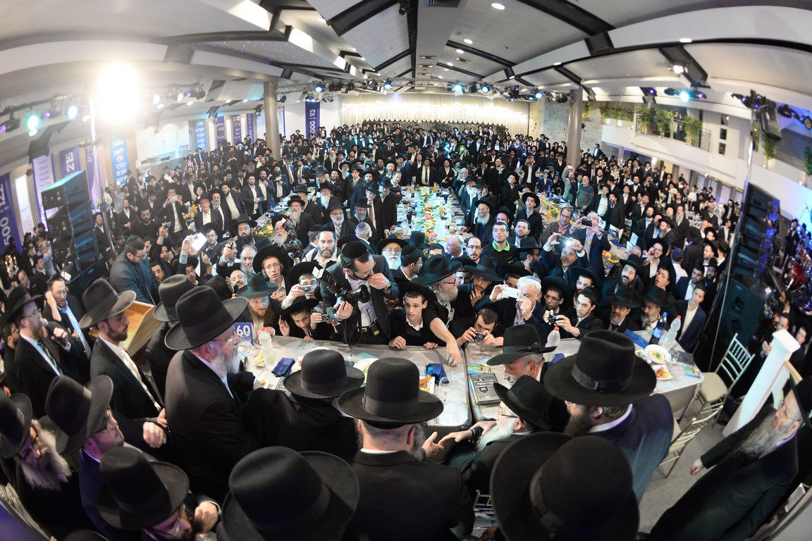 סיום "שערי תשובה" במעמד מרן הגר"ח קנייבסקי. צפו