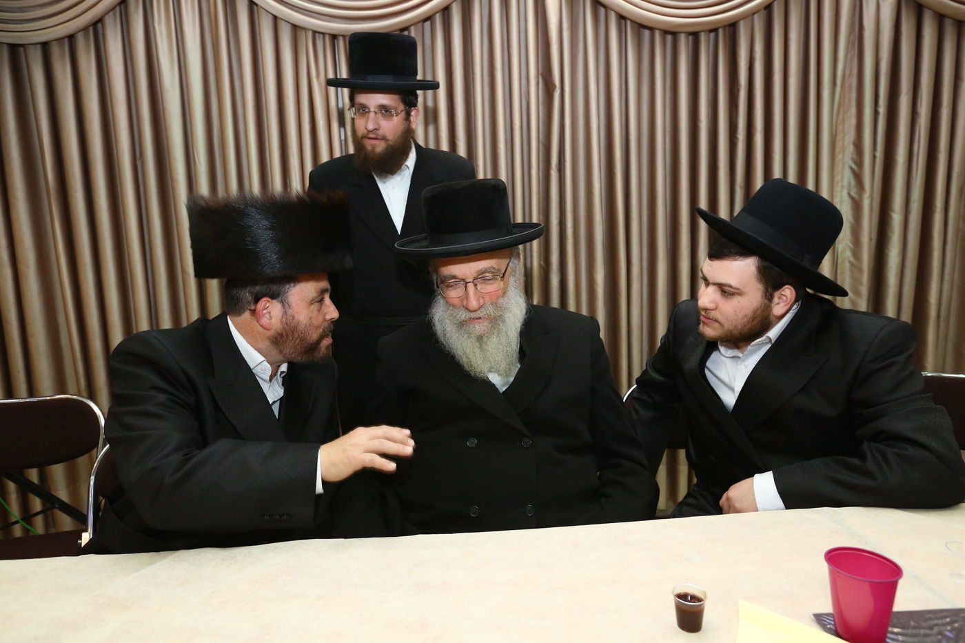 הצלם נפתלי לרר התארס, כולם התייצבו