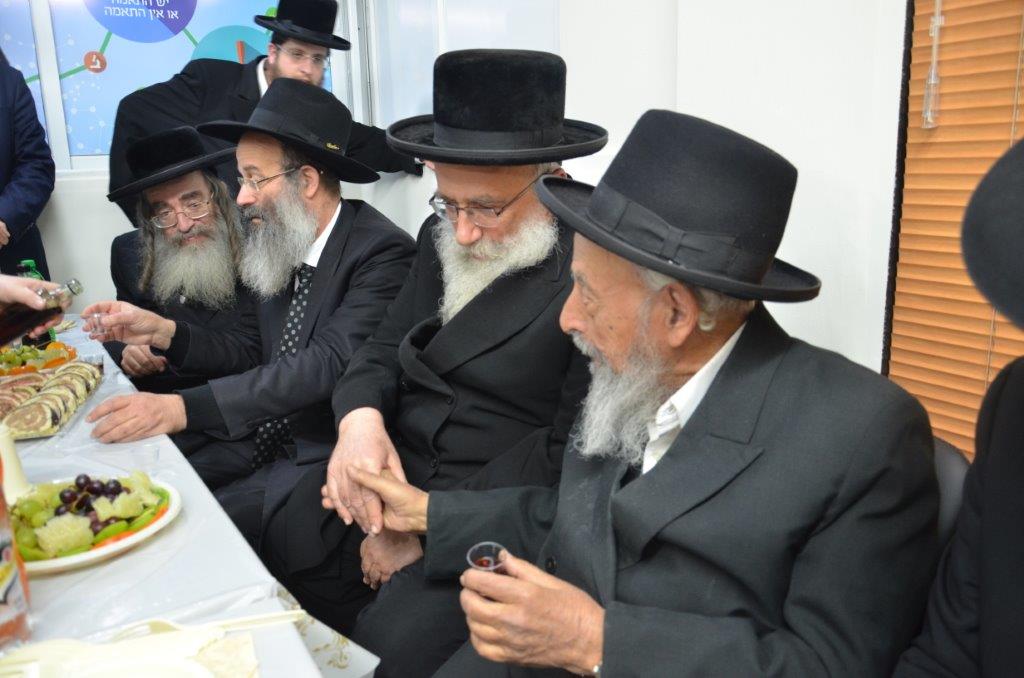 דור ישרים: תחנה חדשה ללקיחת דם בבני ברק.