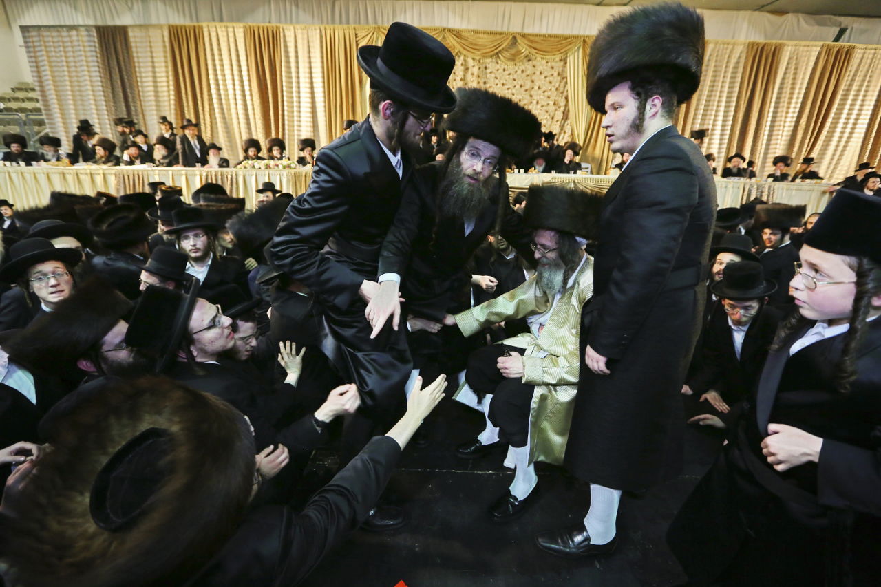 המצווה טאנץ של 'רבי מיילך' בידרמן | וידאו ותמונות