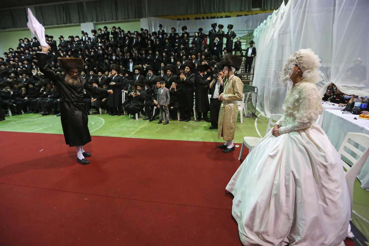 המצווה טאנץ של 'רבי מיילך' בידרמן | וידאו ותמונות