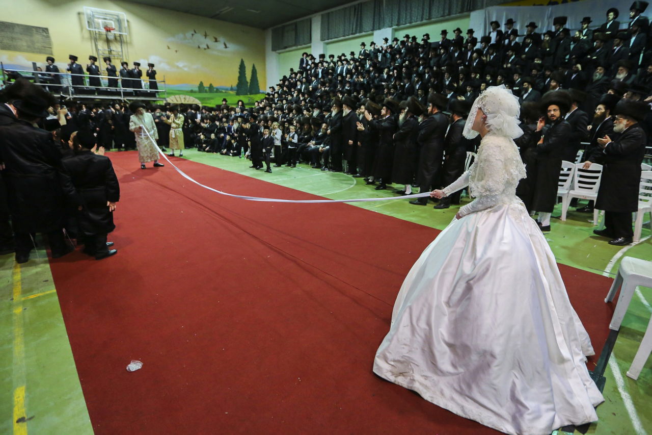המצווה טאנץ של 'רבי מיילך' בידרמן | וידאו ותמונות