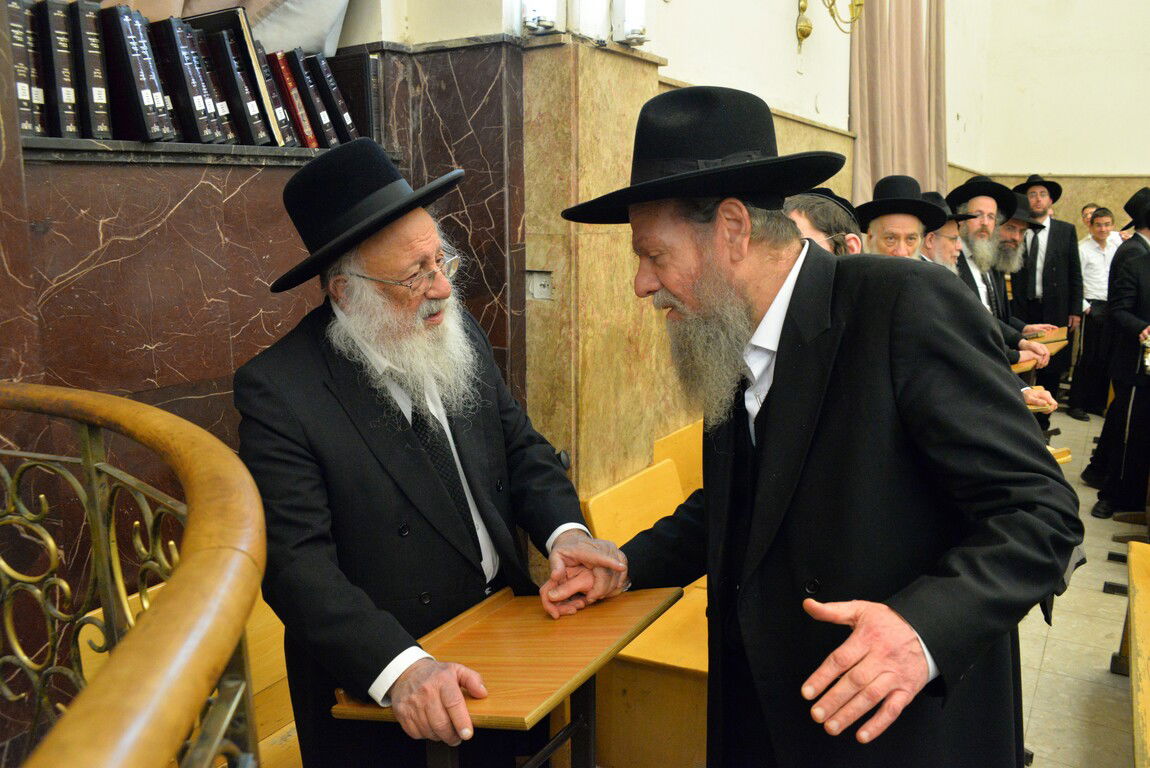 עצרת מספד בישיבת פוניבז' לגר"י אדלשטיין