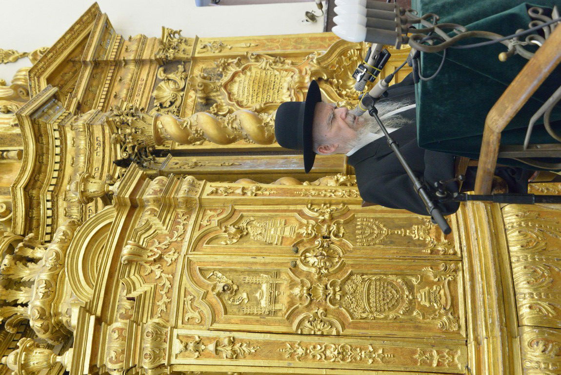 עצרת מספד בישיבת פוניבז' לגר"י אדלשטיין