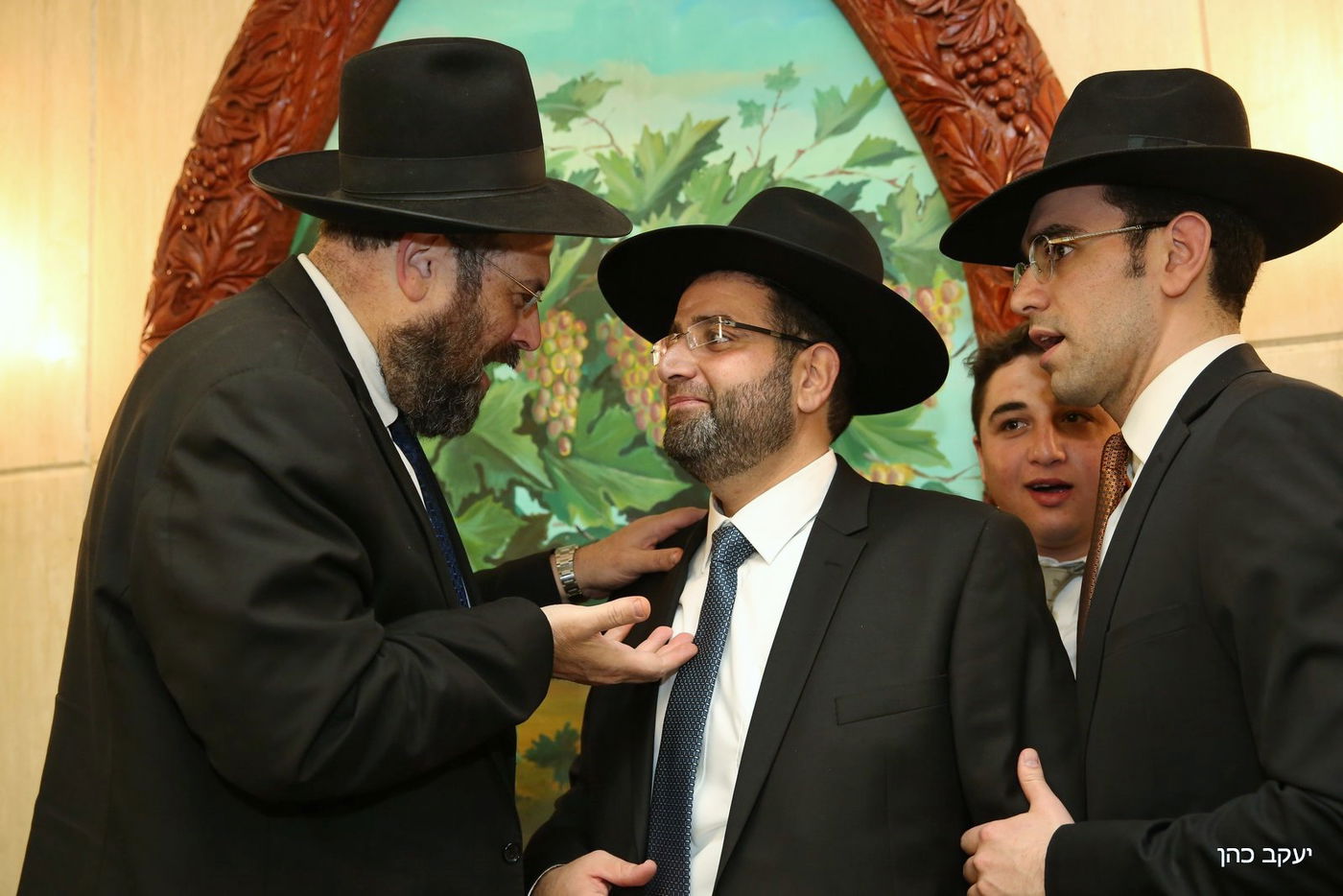 תיעוד: אברהם בצלאל חגג בר מצווה לבנו