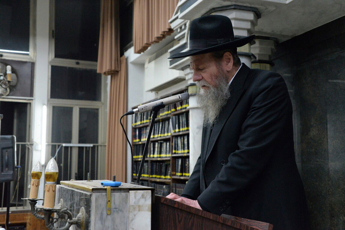 בכולל חזון איש ביכו את פטירת הגר"י אדלשטיין