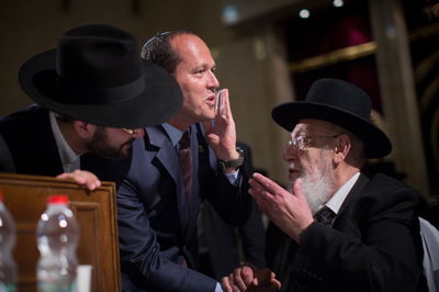 ניר ברקת, במרכז. ארכיון