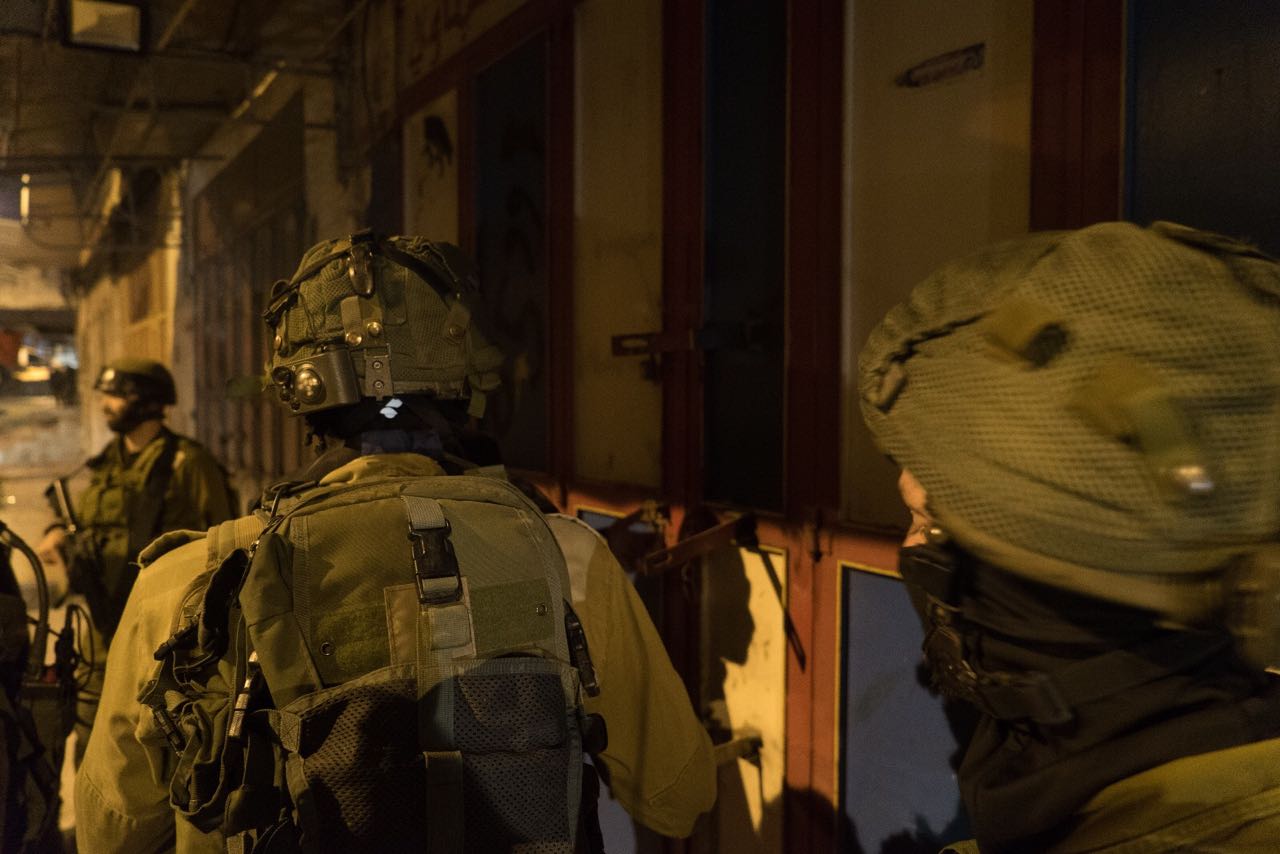 כך עבדה חנות הטרור: הזמינו חלקי נשק דרך חנות ל"שמלות כלה"