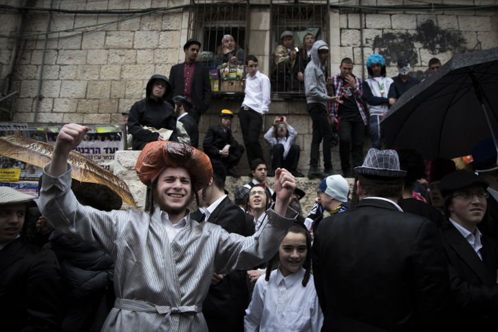 גלריה: חגיגת שושן פורים ברחובות ירושלים