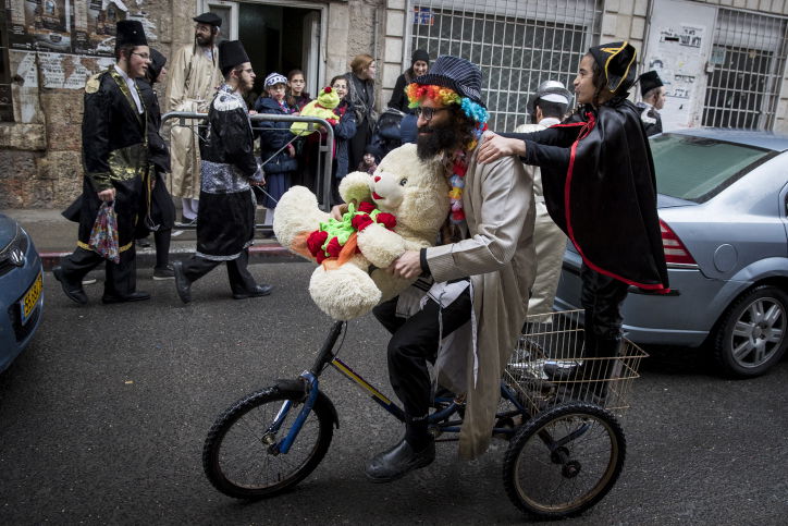 גלריה: חגיגת שושן פורים ברחובות ירושלים