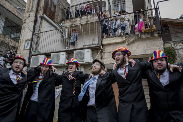 גלריה: חגיגת שושן פורים ברחובות ירושלים