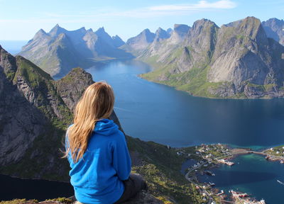 נפגעה בטיול גיבוש ברגלה - תאונת עבודה? אילוסטרציה