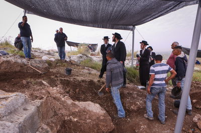 הפגנה בבית שמש על חילול קברים. ארכיון